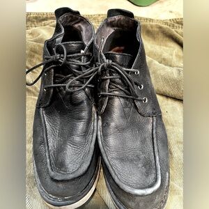 TOMS. MENS size 9.5. Black